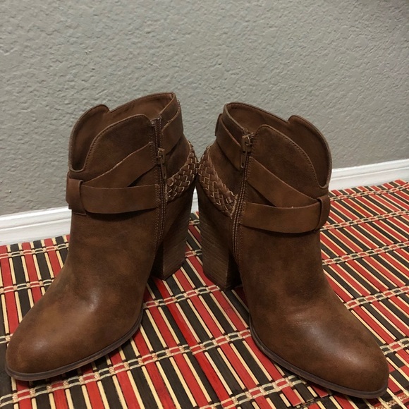 zozo Shoes Woman Winter Boots Xoxo Size 8 Poshmark